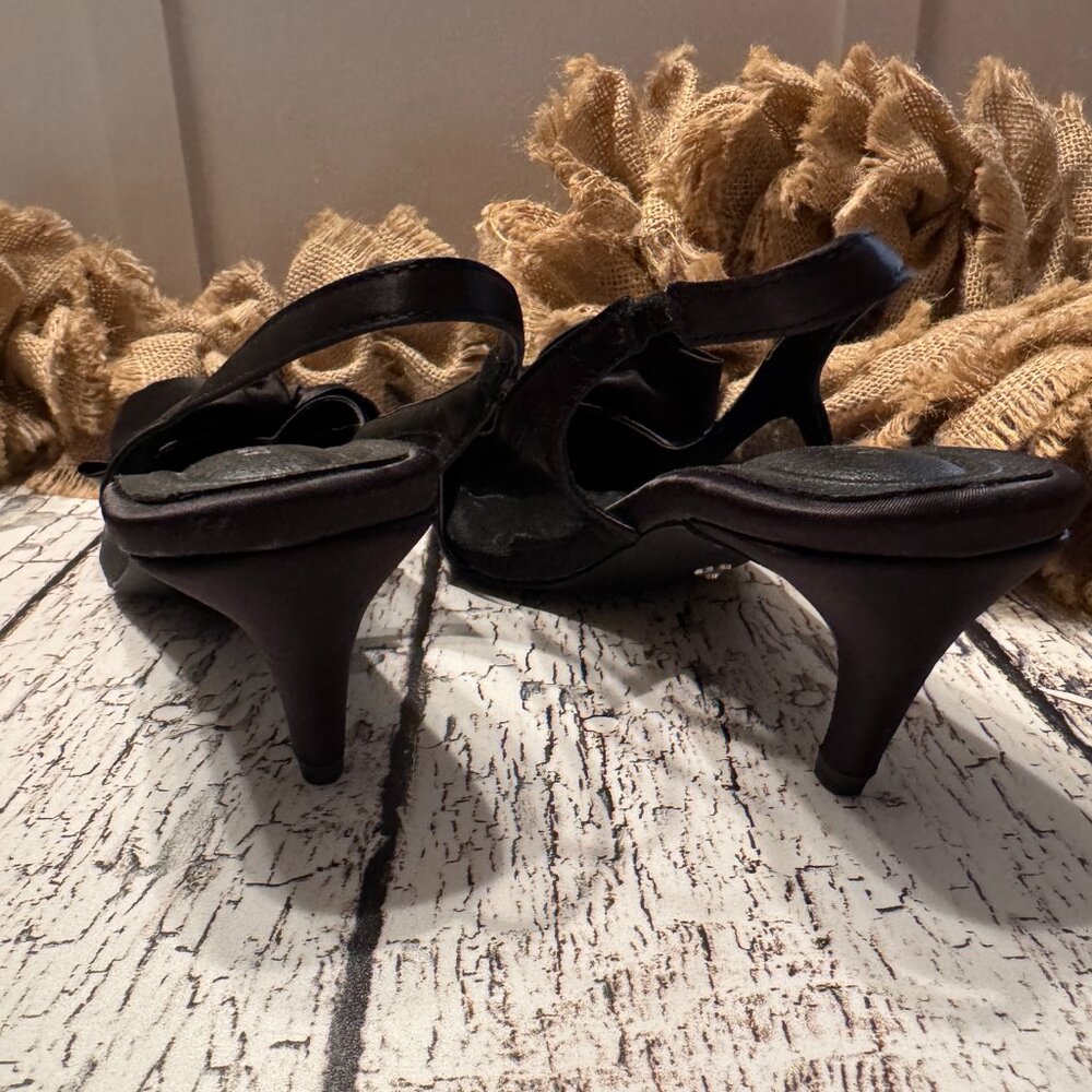 NWOT Womens Black Kitten Heals with Bow - Picture 3 of 4